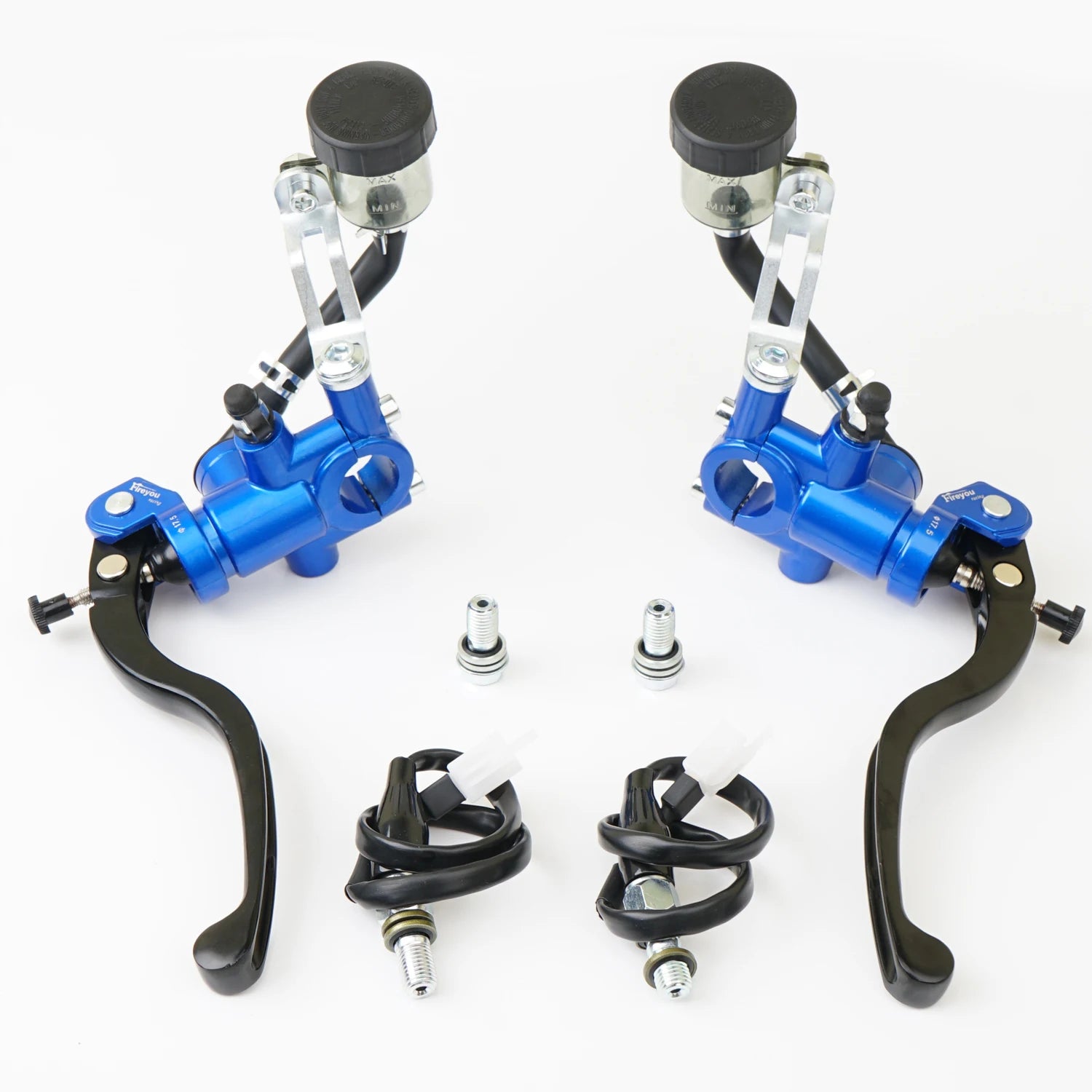 Maître cylindre de frein avant