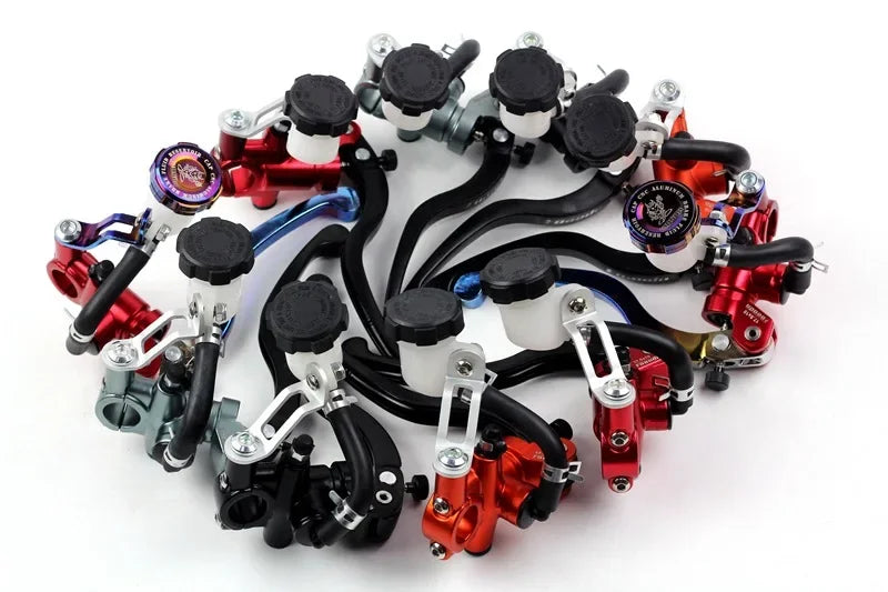 Maître cylindre de frein avant